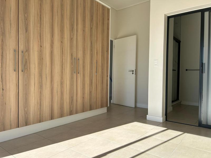 To Let 2 Bedroom Property for Rent in Sandown Western Cape
